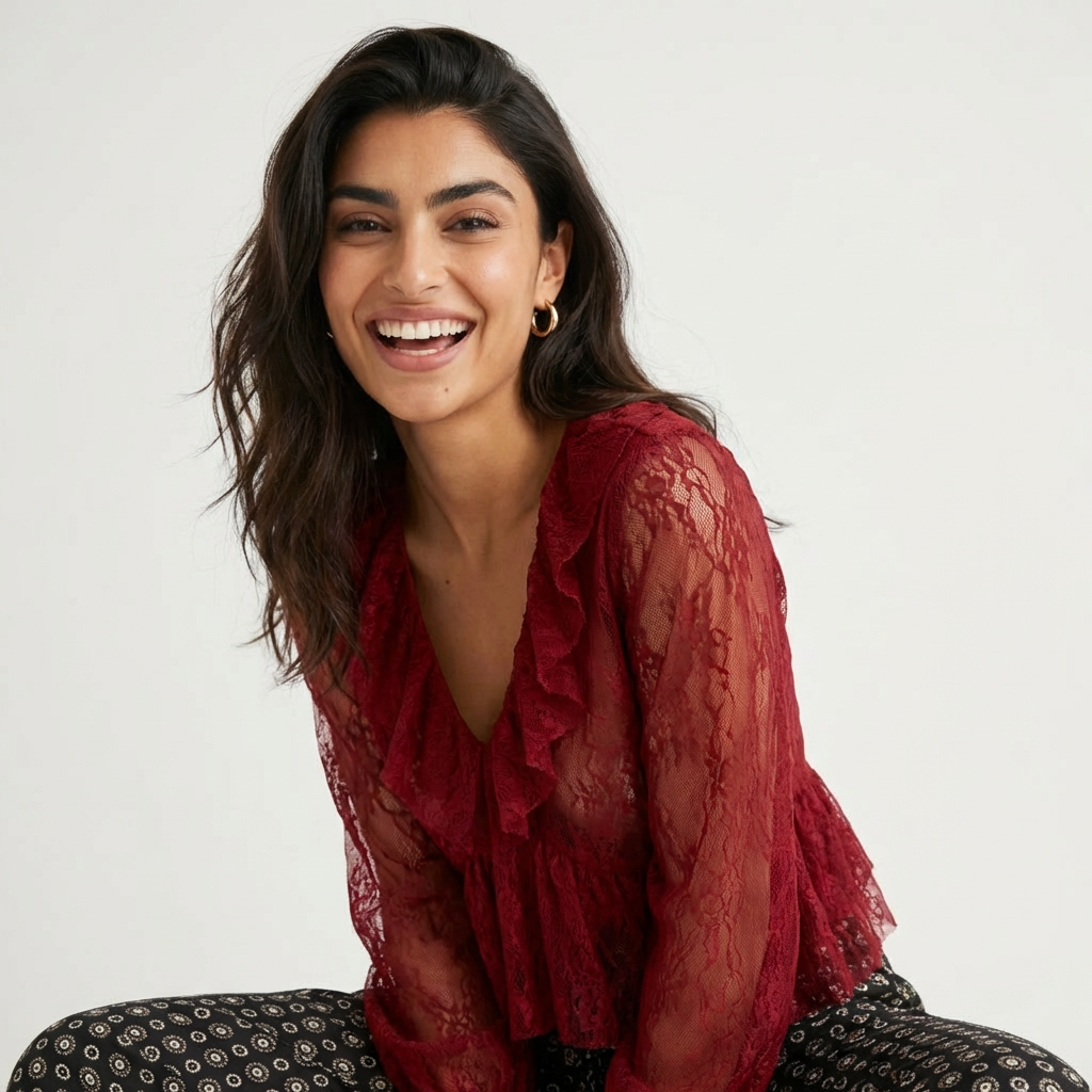 Ensemble Top Dentelle Froufrou / Pantalon Damier en Soie